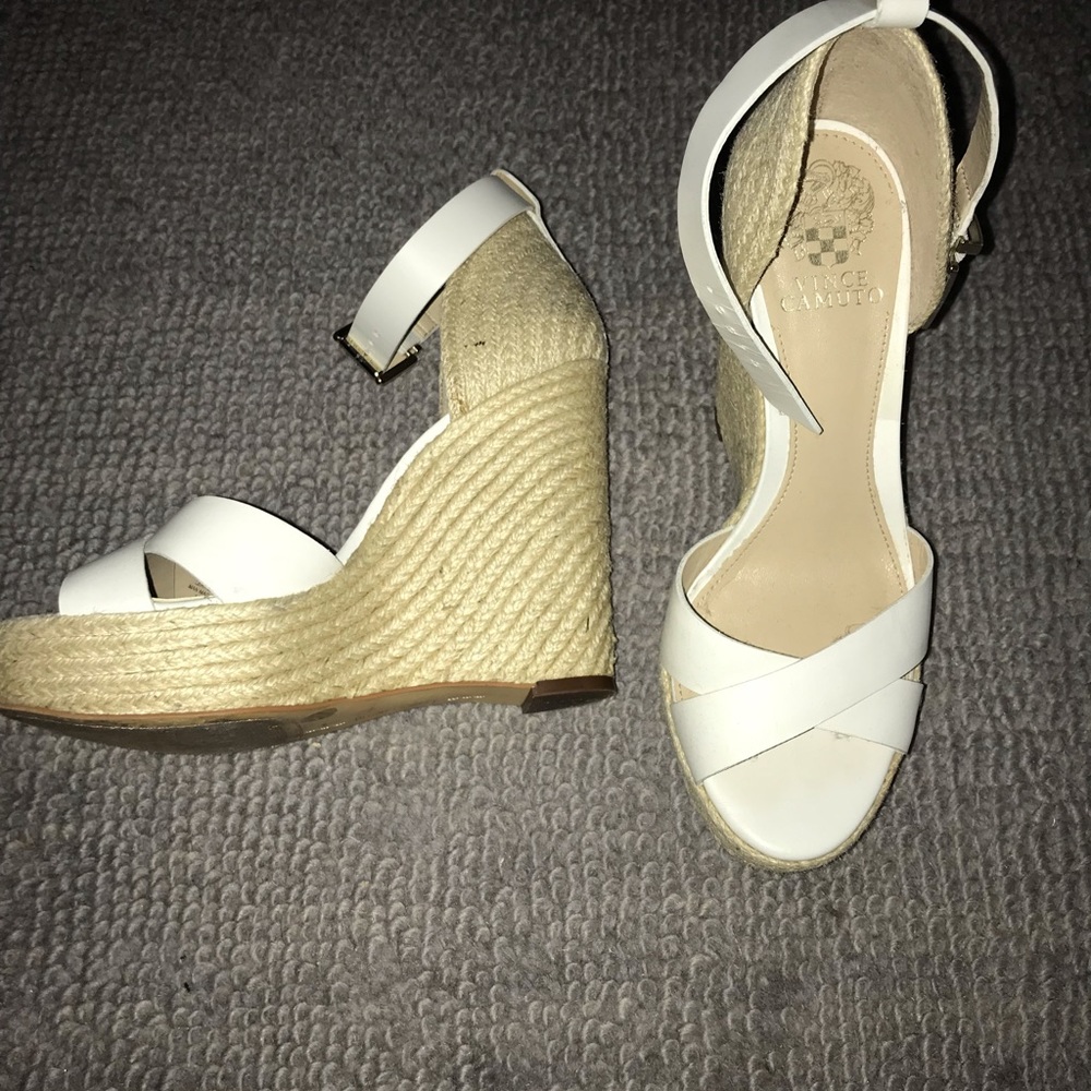 Size 8 never worn white Vince Camuto wedges